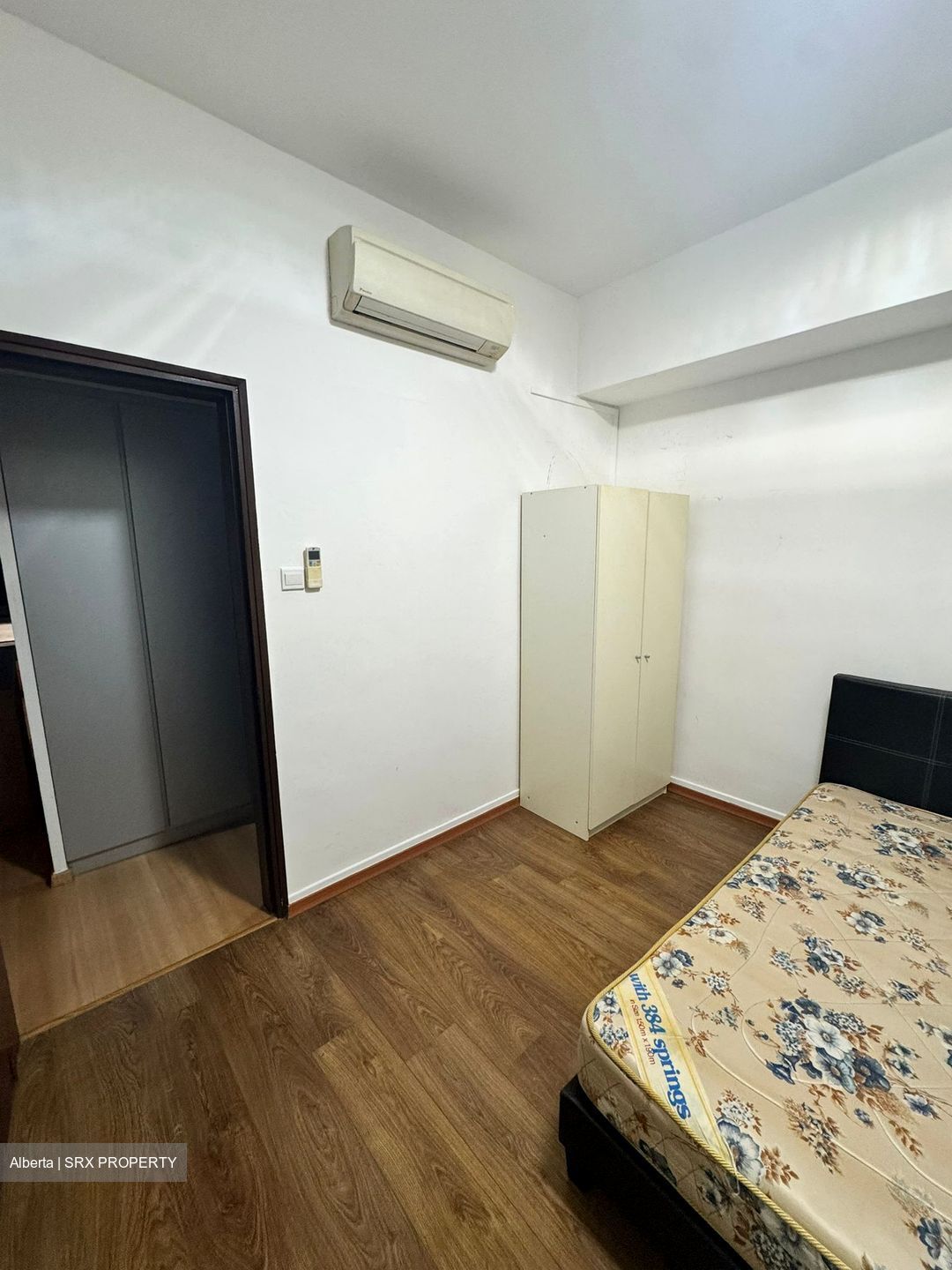 International Plaza (D2), Apartment #542370681